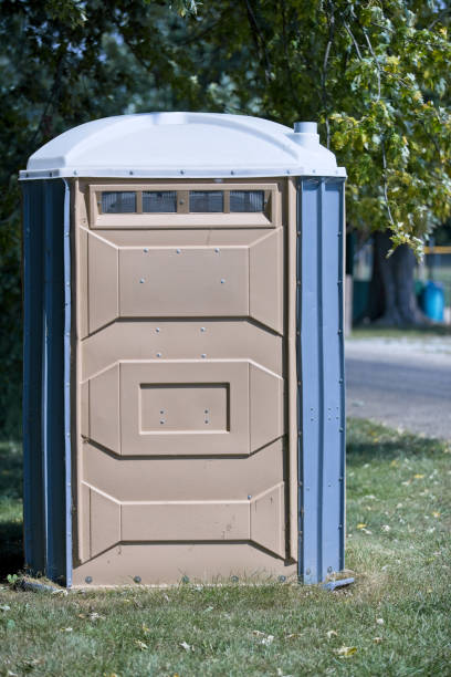 Best Portable restroom trailer rental  in Lyman, WY